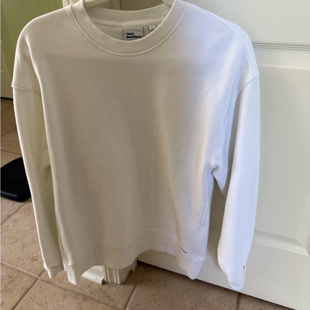 Aritzia White Sweatshirt
